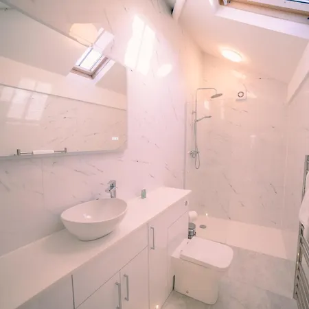 Luxury 'spout Crag' House * Bowness-on-Windermere